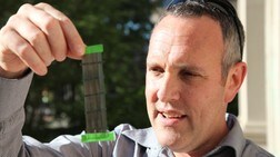 Yoel Fink ved MIT