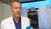- Torp har det bra - Carl-Erik Torp har i dag fått operert inn en hjertestarter på Haukeland Universitetssykehus. Brann-lege Ove Austgulen, forteller at operasjonen var vellykket. 