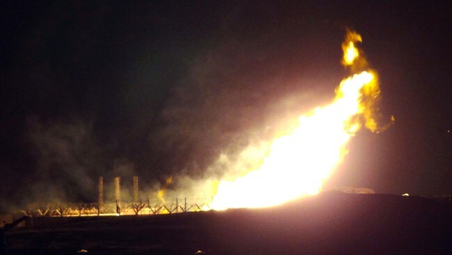 Gassledning sprengt i Sinai-ørkenen (Foto: -/Afp) Gassledning sprengt i Sinai-ørkenen (Foto: -/Afp)