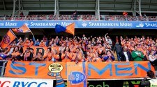 Fotball Molde / Aalesund 5-2 (Foto: Ekornesvåg, Svein Ove/NTB scanpix) Fotball Molde / Aalesund 5-2 (Foto: Ekornesvåg, Svein Ove/NTB scanpix)