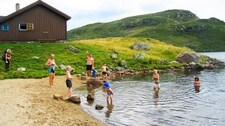 Bading ved Øyuvsbu (DNT Sør)