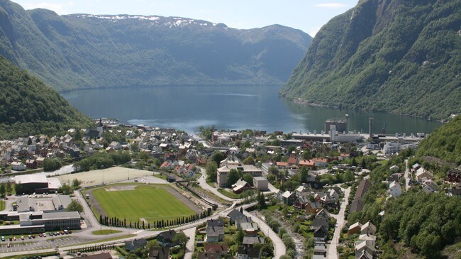 Høyanger (Foto: Kjell Arvid Stølen/NRK) Høyanger (Foto: Kjell Arvid Stølen/NRK)