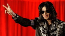 Video Filmanmeldelse: Michael Jackson: This Is It (Foto: Nyhetsspiller) Video Filmanmeldelse: Michael Jackson: This Is It (Foto: Nyhetsspiller)