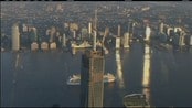Se spiret på World Trade Center heises på plass - Spir heises på plass på World Trade Center