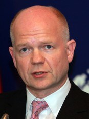 Storbritannias utenriksminister William Hague (Foto: Hasan Jamali/Ap) Storbritannias utenriksminister William Hague (Foto: Hasan Jamali/Ap)