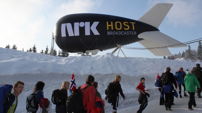 NRK Host Broadcaster camera blimp (Foto: Margareth Johansen)