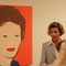 Den ekte dronning Sonja sammen med Andy Warhols versjon.