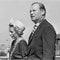 Ekteparet Lorentzen ankommer Fornebu på vei til kronprins Haralds bryllup i 1968.
