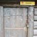Vigdalstøl, gammel inngangsdør, sommer 2010