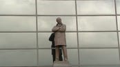 En æra er over i Manchester - Managere og stjernespillere kommer og går, men enkelte supportere holder med klubben i sitt hjerte uansett hvem som sitter i managerstolen eller hvilke spillere som er på banen.