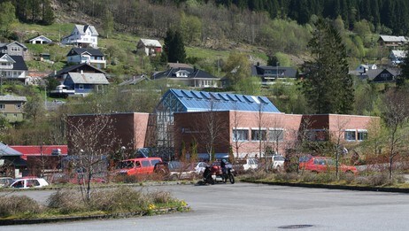 Dale vidaregåande skule (Foto: Ottar Starheim/NRK) Dale vidaregåande skule (Foto: Ottar Starheim/NRK)