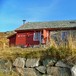 Høstsol på Hallingskeid. Rallarveien går rett forbi. Hytten er tidligere vokterbolig