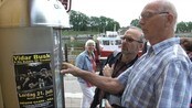 Automat-kaos - Billettautomaten på fergekaia i Fredrikstad skaper hodebry, både for turister og lokalbefolkning. 