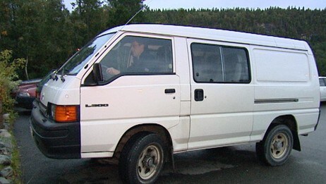 Mitsubishi L300 (Foto: Njord Røv/NRK)