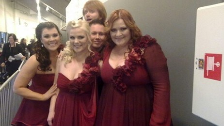 Island backstage (NRK)