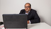 Shazad Akbar snakker om FATA - Advokat Shazhad Akbar snakker om livet i Pakistans stammeområder.