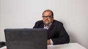 Shazad Akbar snakker om droneangrep - Shazad Akbar snakker om et droneangrep i Pakistan.