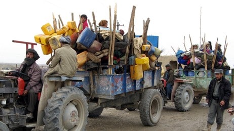 Rundt 50.000 har flykta frå Marjah-området i Helmand (Foto: Abdul Malik Watanyar/Scanpix/Reuters) Rundt 50.000 har flykta frå Marjah-området i Helmand (Foto: Abdul Malik Watanyar/Scanpix/Reuters)