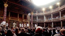 Globe-teatret i London (Foto: ADAM BUTLER/AP) Globe-teatret i London (Foto: ADAM BUTLER/AP)
