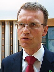 Erik Lahnstein (Foto: Gunnar Sakshaug/NRK) Erik Lahnstein (Foto: Gunnar Sakshaug/NRK)