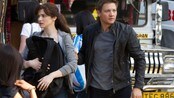 Intervju om The Bourne Legacy - Mona B. Riise har snakket med skuespillere Jeremy Renner og Rachel Weisz, samt regissør Tony Gilroy om The Bourne Legacy.