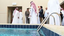 Svømmebasseng i Saudi-Arabia (Foto: Stringer/AFP) Svømmebasseng i Saudi-Arabia (Foto: Stringer/AFP)