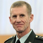 ISAF-sjef i Afghanistan, Stanley McChrystal (Foto: SAMUEL KUBANI /Scanpix/AFP) ISAF-sjef i Afghanistan, Stanley McChrystal (Foto: SAMUEL KUBANI /Scanpix/AFP)