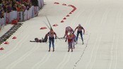 Jacobsen falt i Drammen - Astrid Urenholdt Jacobsen falt da amerikanseke Sadie Bjornsen byttet spor rett foran henne i kvartfinalen sprinten i Drammen