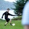 Engasjerte spillere under fotballkamp på Utøya.