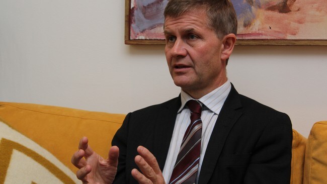 Erik Solheim (Foto: Margrethe Miljeteig/NRK) Erik Solheim (Foto: Margrethe Miljeteig/NRK)