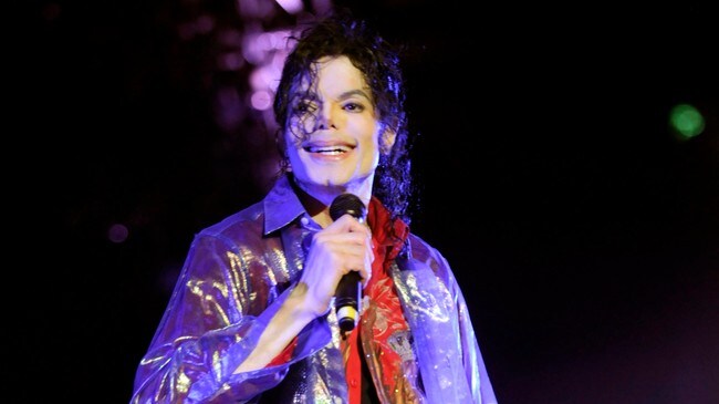 Michael Jackson øver i Staples center (Foto: Kevin Mazur/AP) Michael Jackson øver i Staples center (Foto: Kevin Mazur/AP)