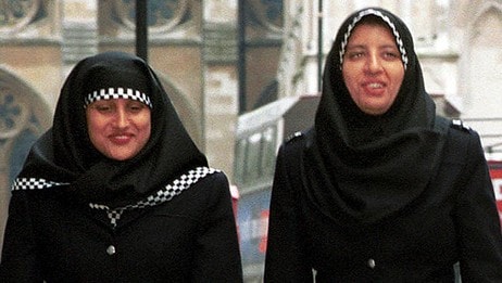 Politikvinner med hijab (Foto: METROPOLITAN POLICE/AFP) Politikvinner med hijab (Foto: METROPOLITAN POLICE/AFP)