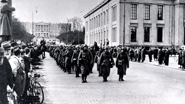 Tyske tropper inntar Oslo 9. april 1940 (Foto: Tyske tropper inntar Oslo 9. april 1940 (Foto:
