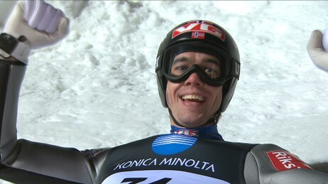 Video Bardal vant etter hopp på 146,5 meter (Foto: Nyhetsspiller) Video Bardal vant etter hopp på 146,5 meter (Foto: Nyhetsspiller)