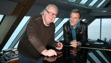 Knut Borge og Erling Wicklund ser fram til jazzkvelden ombord på hurtigruta MS Trollfjord (Foto: Kristin Vold/NRK) Knut Borge og Erling Wicklund ser fram til jazzkvelden ombord på hurtigruta MS Trollfjord (Foto: Kristin Vold/NRK)