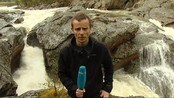 Bedre forberedt på flom i Ålen - Ystengbrua er berget, og vannet i elva er på vei ned, rapporterer Jøte Toftaker fra Holtålen.