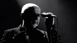 Peter Gabriel i ny drakt