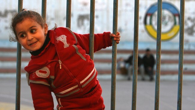 Glade barn i Gaza (Foto: MAHMUD HAMS/AFP) Glade barn i Gaza (Foto: MAHMUD HAMS/AFP)