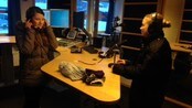 Vuittiga nuvttá mátki ja konsearttabileahtaid - Trettenåringene Maret Eline Bongo Hætta og Sara Garen Anne Nilut forteller om videoen de lagde til Topp sin One Direction konkurranse.