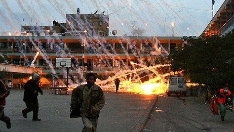Bomber i Gaza (Foto: MOHAMMED ABED/AFP) Bomber i Gaza (Foto: MOHAMMED ABED/AFP)