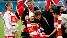 2006: Knut Torbjørn Eggen og Dagfinn Enerly etter cupseieren mot Sandefjord. (Foto: Johannessen, Sara/SCANPIX)