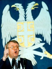 Vojislav Seselj (Foto: DARKO VOJINOVIC/AP) Vojislav Seselj (Foto: DARKO VOJINOVIC/AP)