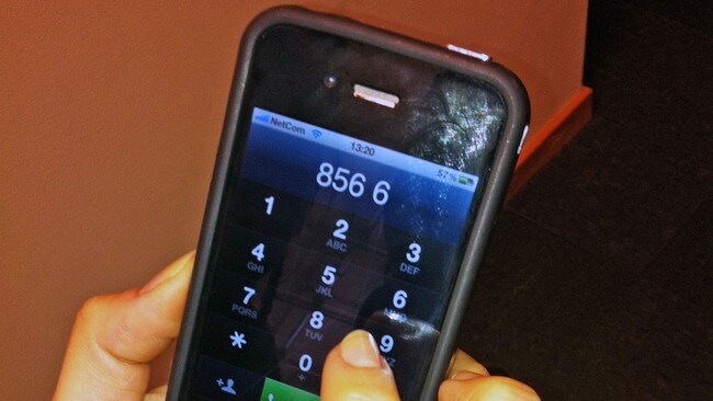 iPhone (Foto: Karina Jørgensen/NRK) iPhone (Foto: Karina Jørgensen/NRK)