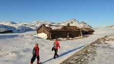 Ved Hevertjønna i Barnas Naturverden, den første snøen har kommet.
