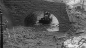 Ras ved E16-traseen - Reportasje fra 1971 om ras ved toglinjen, hvor E16 ligger i dag.