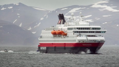 Hurtigruten - minutt for minutt (Foto: Junge, Heiko/Scanpix) Hurtigruten - minutt for minutt (Foto: Junge, Heiko/Scanpix)