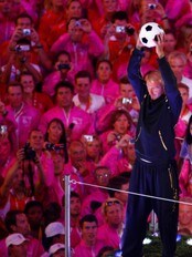 David Beckham under avsluttningssermonien (Foto: PHIL NOBLE/REUTERS)