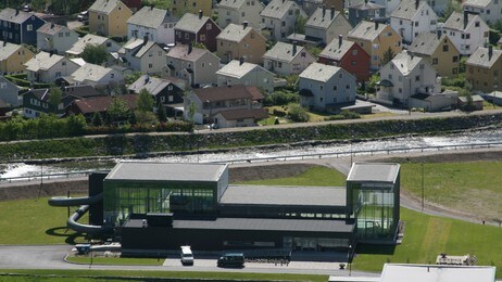Høyangerbadet (Foto: Kjell Arvid Stølen/NRK)
