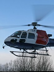 Et helikopter av samme type fra Helitrans (Foto:Vidar Solheim)