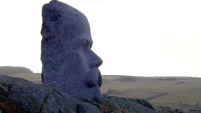 Arne Garborg, skulptur, Knudaheio, Wikipedia (Foto: Wikipedia) Arne Garborg, skulptur, Knudaheio, Wikipedia (Foto: Wikipedia)